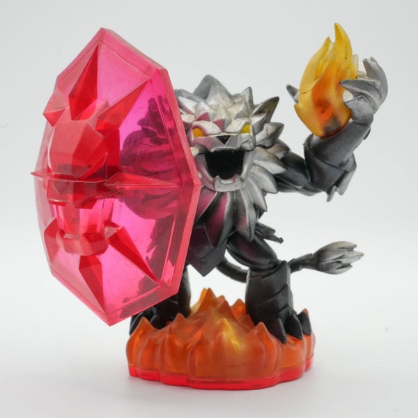 Skylanders Trap Team - Dark Wildfire - Variant - Trap Master - Lion Shield Carousel 2
