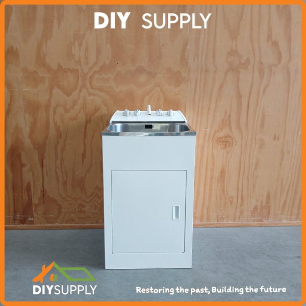 555w x 560d x 890h Super Tub #540 Carousel 1