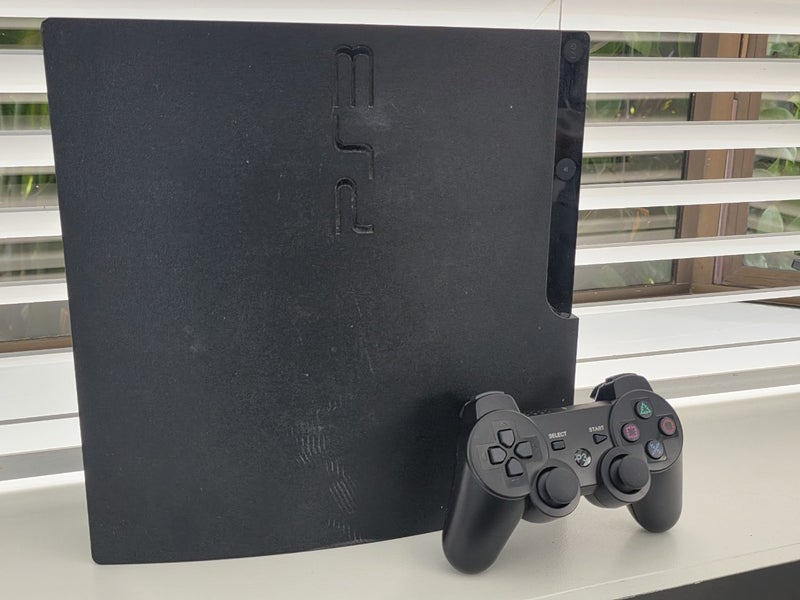 Ps3 Console 160gb Model Cech 3002 Carousel 1
