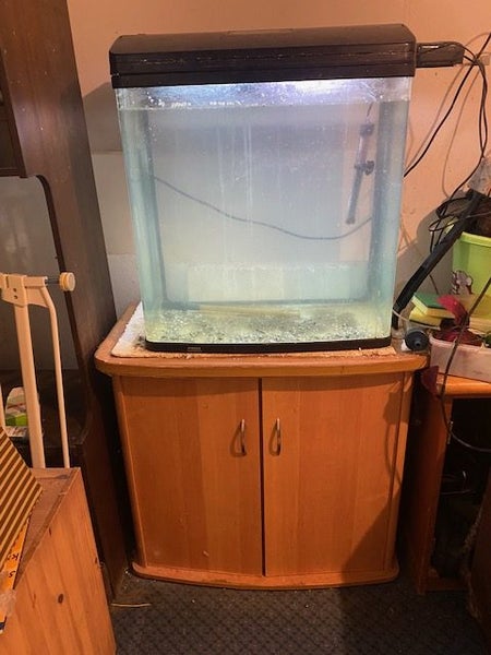 Aqua One AR-620T tank and stand, with accessories Carousel 1