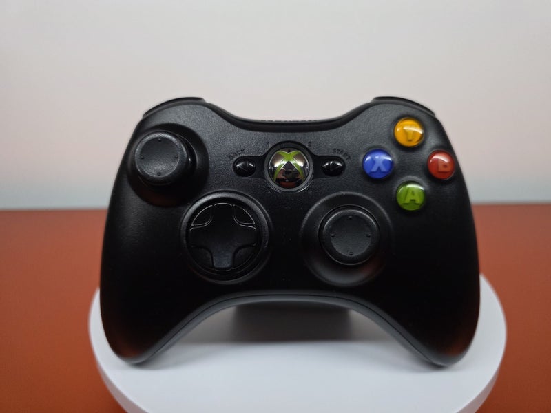 Official Microsoft XBOX 360 Controller Carousel 1