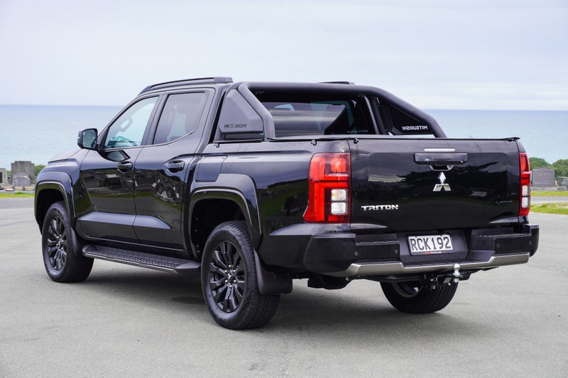 2025 Mitsubishi Triton VRX 4x4 auto, photo 3