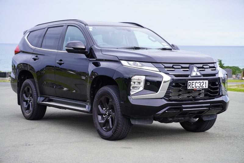 2025 Mitsubishi Pajero Sport VRX Blk Edition 2....