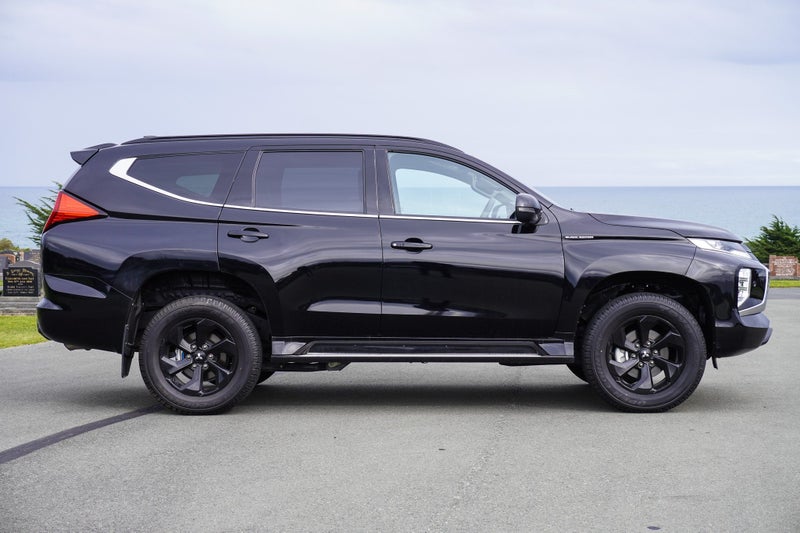 2025 Mitsubishi Pajero Sport VRX Blk Edition 2...., photo 2