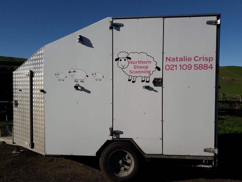 Crutching and scanning trailer all in one