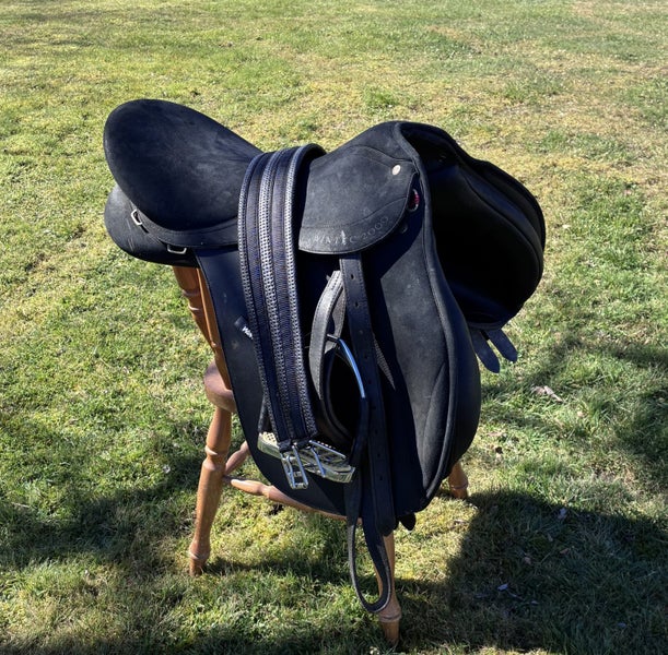 Wintec saddle Carousel 2