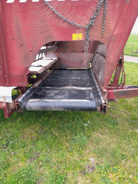 Giltrap MSX80 Feedout Wagon Carousel 2