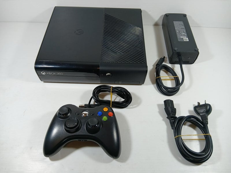 Xbox 360 E Console Carousel 1
