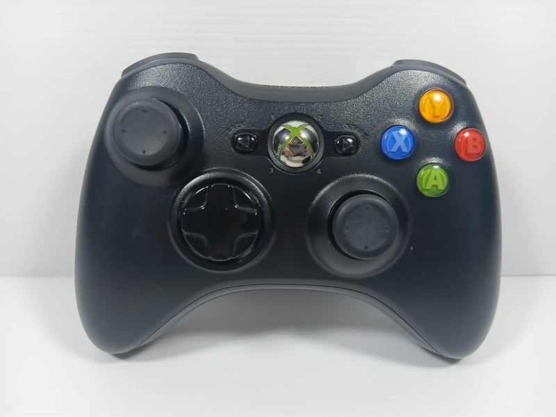 OFFICIAL Xbox 360 Wireless Controller Carousel 1