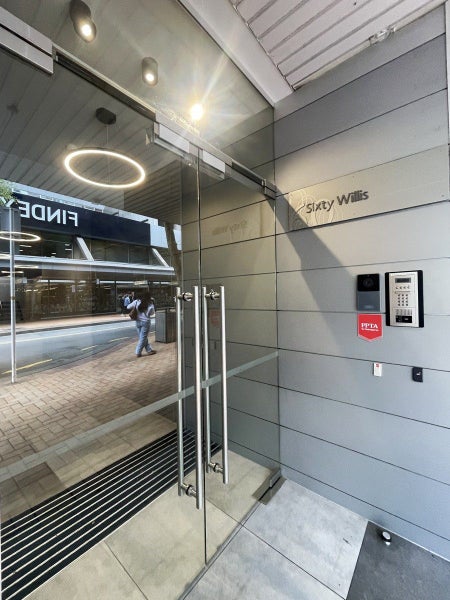 gallery carousel 18