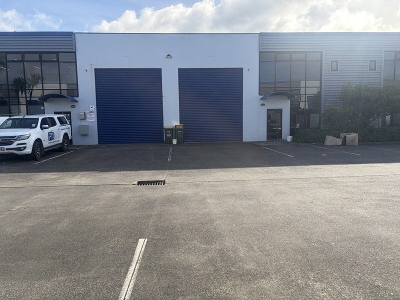 Image 1 of 8