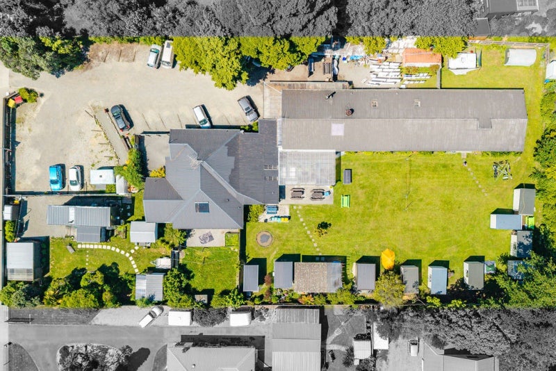 Strike Gold in NZ's Adventure Playground Carousel 1