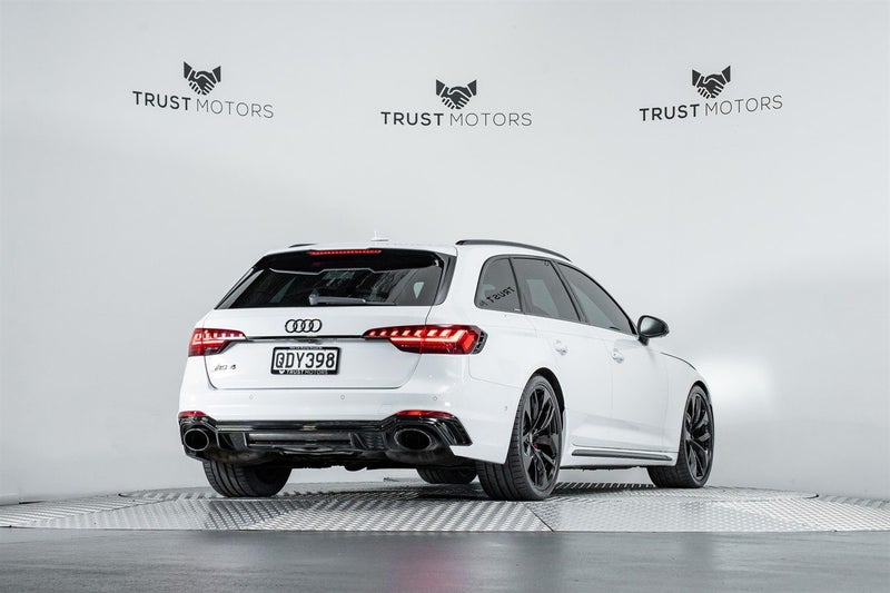 2020 Audi RS4 Avant 2.9L Twin Turbo V6, photo 3