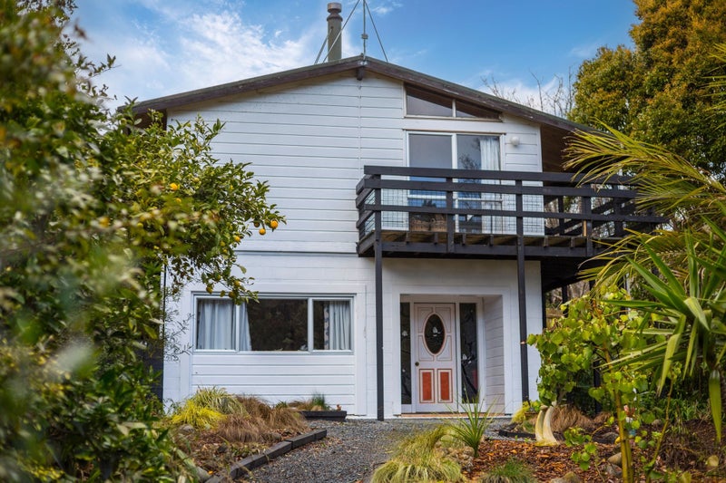 Room To Roam In Raumati