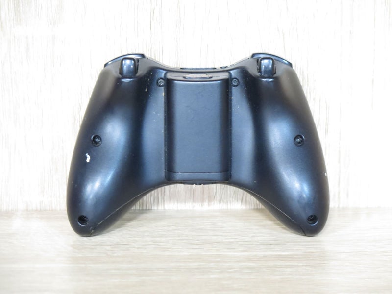 Genuine Microsoft Xbox 360 Wireless Controller Model 1403 Carousel 2