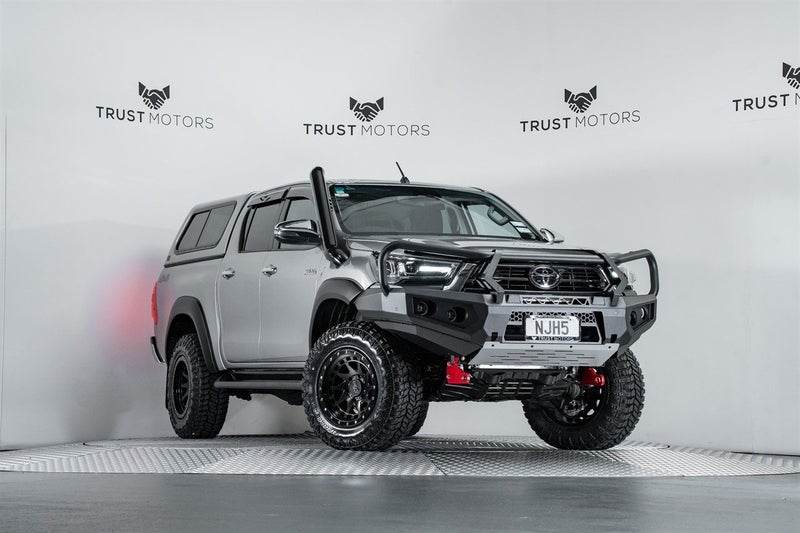 2021 Toyota Hilux SR5 2.8L 4WD, main photo