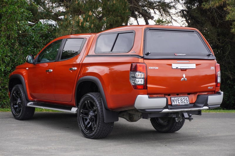 2020 Mitsubishi Triton DC GLX-R 4x4 6-sp man, photo 3