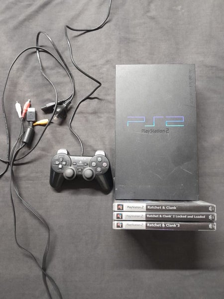Phat Playstation Two Ratchet And Clank Bundle Carousel 1