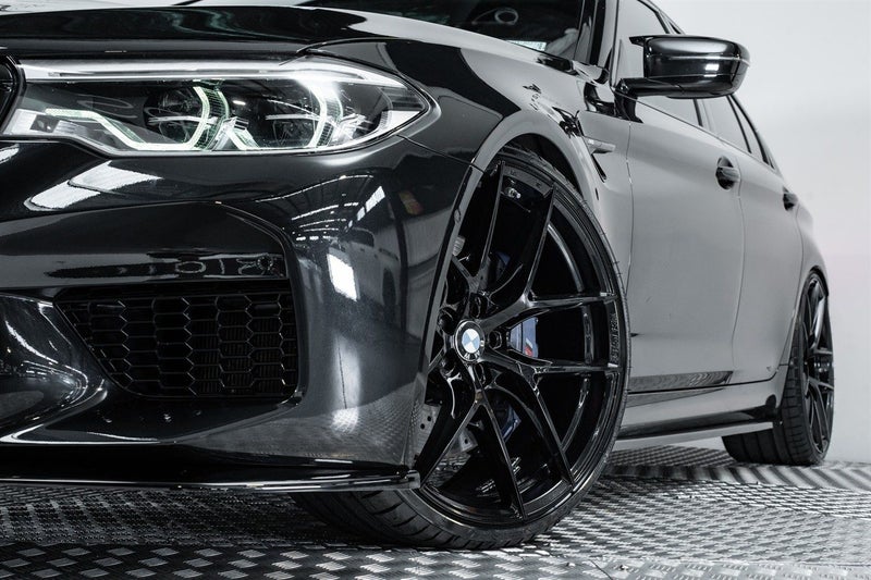 2018 BMW M5 4.4L Twin Turbo V8 X-Drive, photo 2