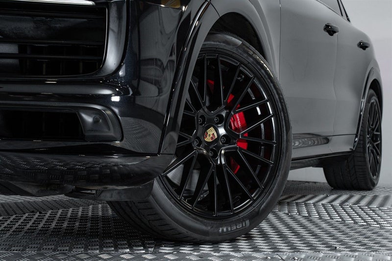 2020 Porsche Cayenne GTS 4.0L V8 Twin Turbo, photo 2
