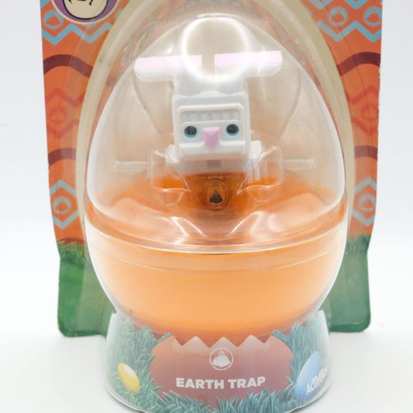 Skylanders Trap Team Crystal NIB BOXED Easter Bunny Earth Variant - Handstand Carousel 2