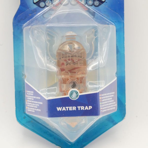 Skylanders Trap Team Water Helmet Trap BOXED NIB Water Trap Crystal Frost Helm Carousel 2