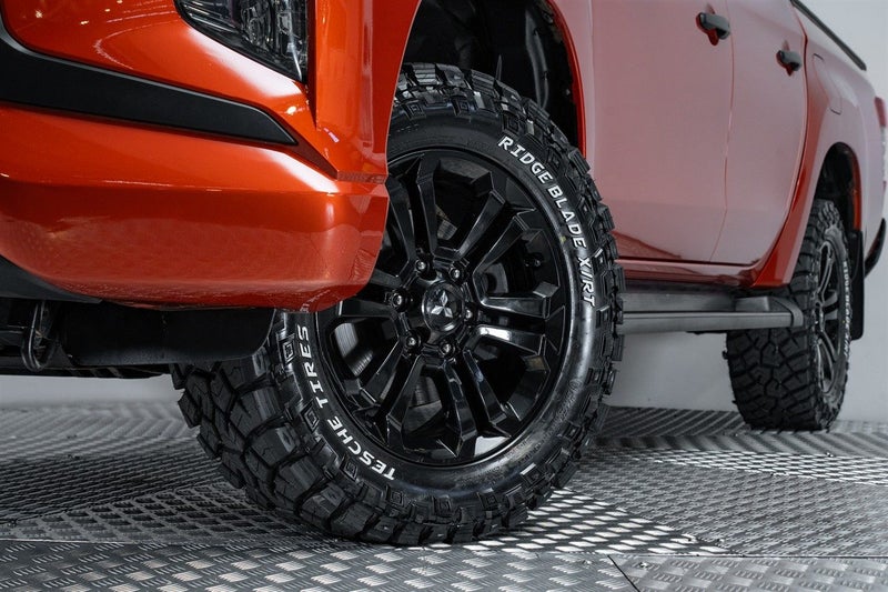 2019 Mitsubishi Triton VRX 2.4L 4WD, photo 2