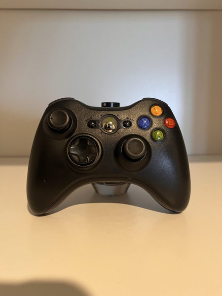 Xbox 360 Wireless Controller Carousel 1