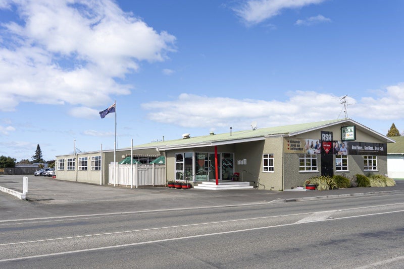 Image 1 of 28