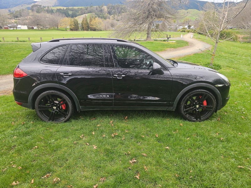 2011 Porsche Cayenne Suv
