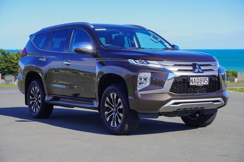 2020 Mitsubishi Pajero Sport VRX 2.4D 4x4 auto, main photo
