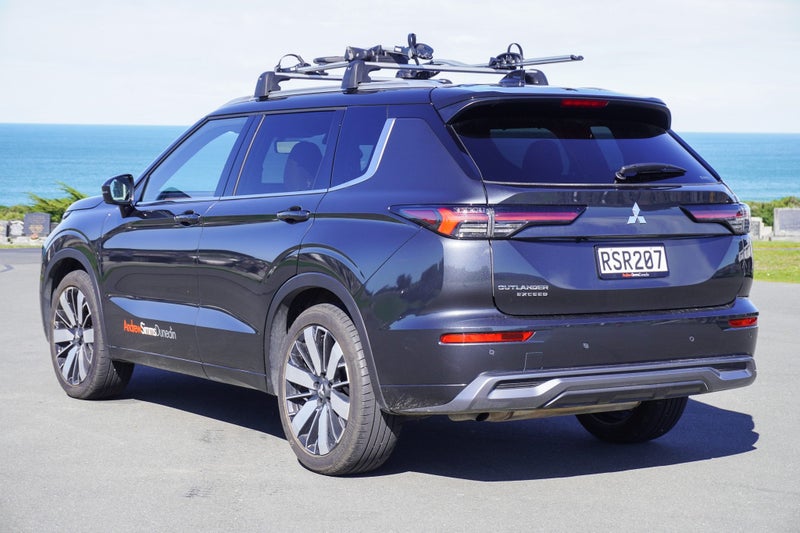 2026 Mitsubishi Outlander 2.5 Exceed 4x4 auto, photo 3