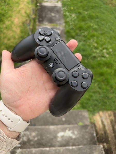 Battle Beaver Custom PS4 Controller Carousel 1