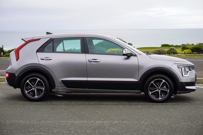 2023 Kia Niro Light 1.6Ph/6Am, photo 2