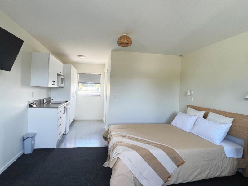 Priced to Sell – 17 Unit Motel - Well Located Carousel 2