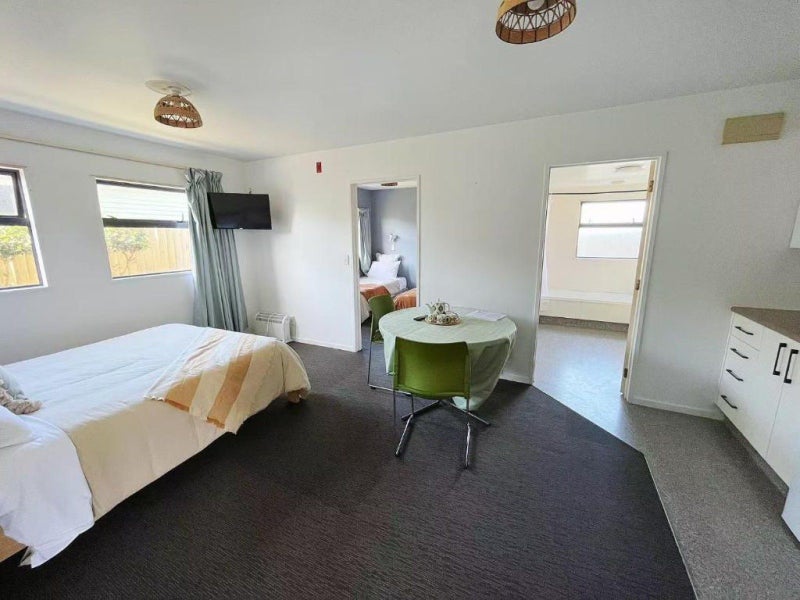 Priced to Sell – 17 Unit Motel - Well Located Carousel 4