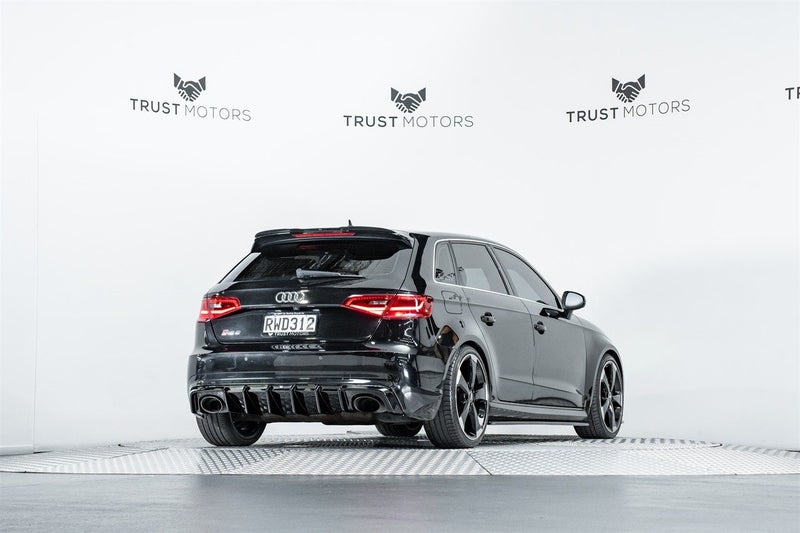 2016 Audi RS3 Sportback 2.5L Turbo Quattro, photo 3