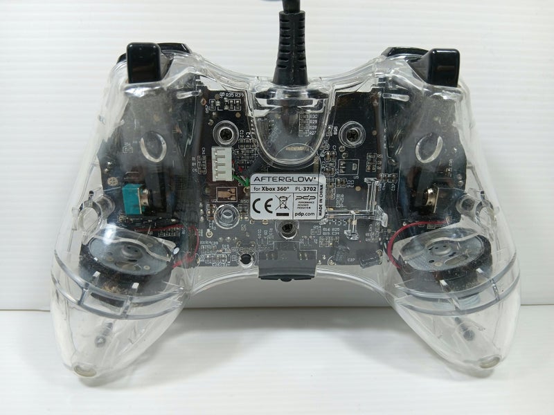 Xbox 360 Wired Controller Carousel 5