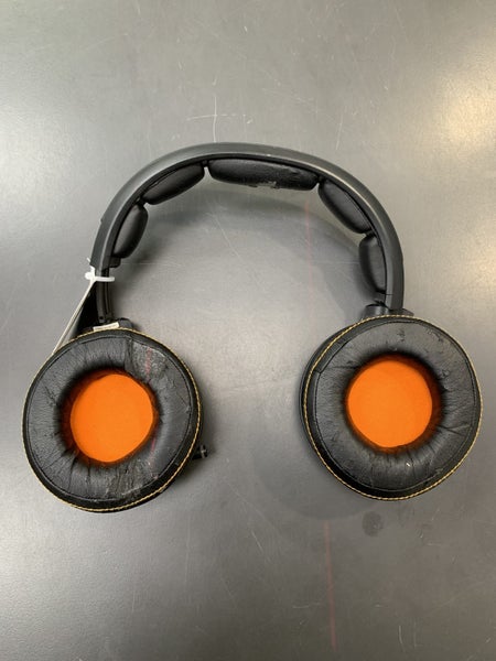 10% OFF SteelSeries Siberia 800 Gaming Headset Worn/Peeling #B16135843-4 Carousel 2