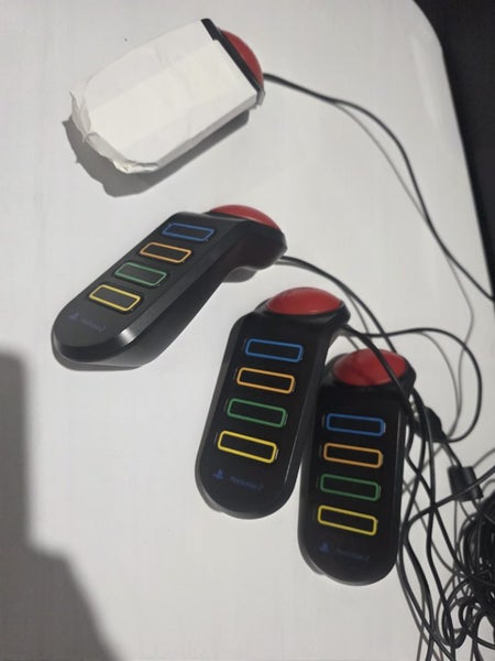 Buzz controllers - 1 faulty. Carousel 1