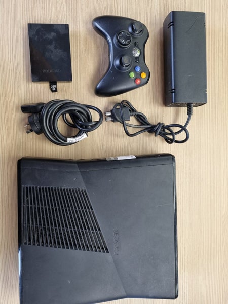 Microsoft Game Console Xbox 360 250GB 1439 Carousel 6