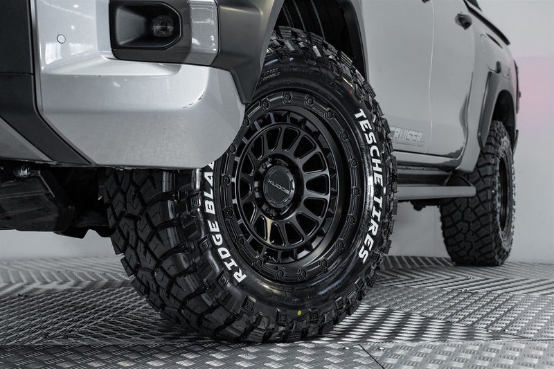 2021 Toyota Hilux SR5 Cruiser 2.8D Auto, photo 2