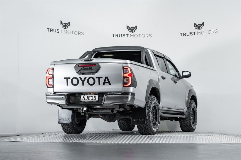 2021 Toyota Hilux SR5 Cruiser 2.8D Auto, photo 3