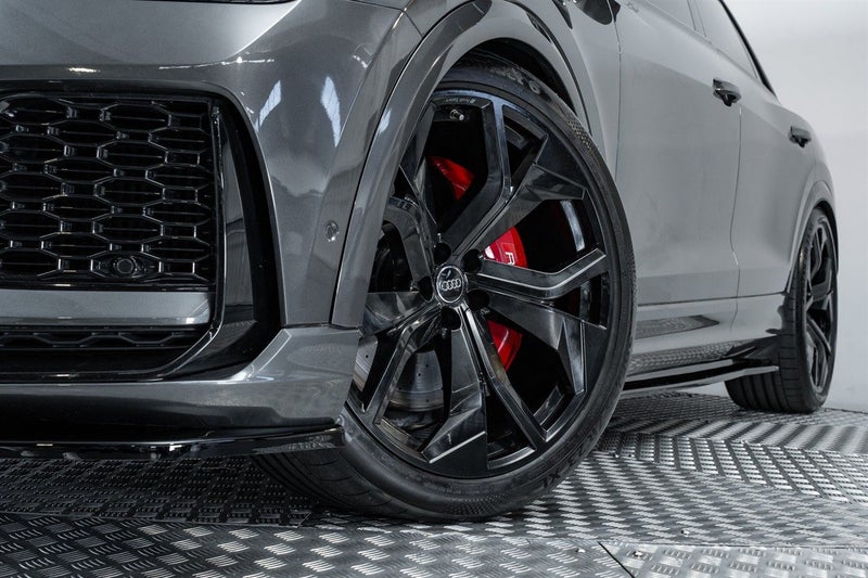 2020 Audi RS Q8 4.0L Twin Turbo Quattro, photo 2