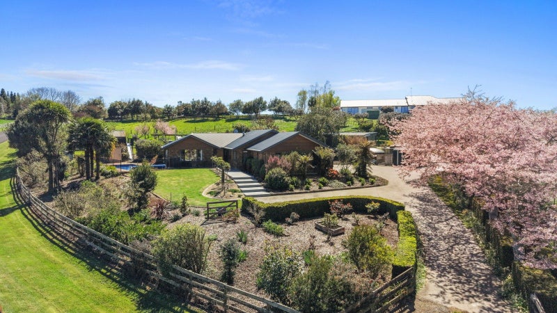 Country living, city convenience
