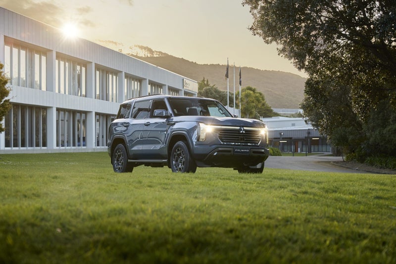 2026 Mitsubishi Pajero VRX, main photo
