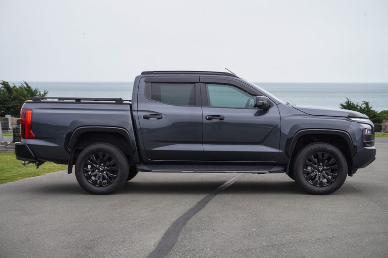 2024 Mitsubishi Triton VRX 4x4 auto, photo 2