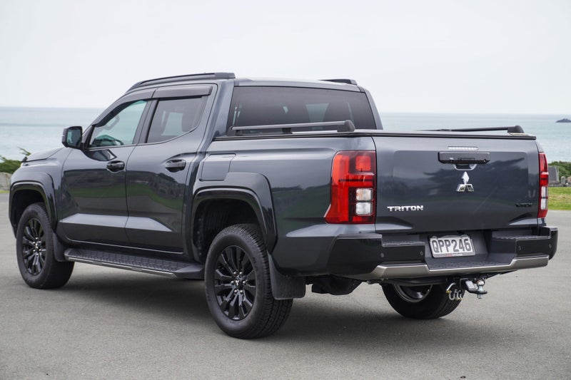 2024 Mitsubishi Triton VRX 4x4 auto, photo 3
