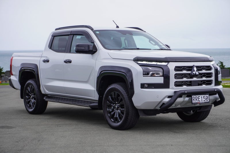2026 Mitsubishi Triton VRX 4x4 6-sp auto, main photo