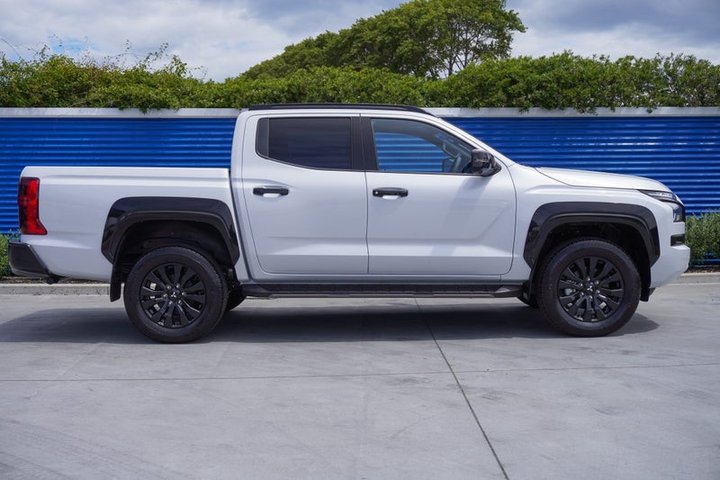 2026 Mitsubishi Triton VRX 4x4 auto, photo 2